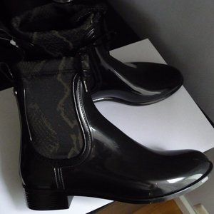 IGOR WOMENS URBAN RAIN BOOTS BLACK WITH OLIVE SNAKE PRINT SIZE 10 NEW WITH TAGS